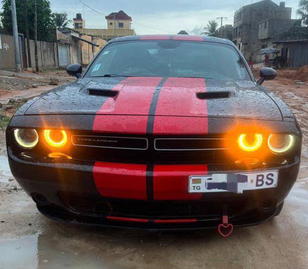 Dodge Challenger 